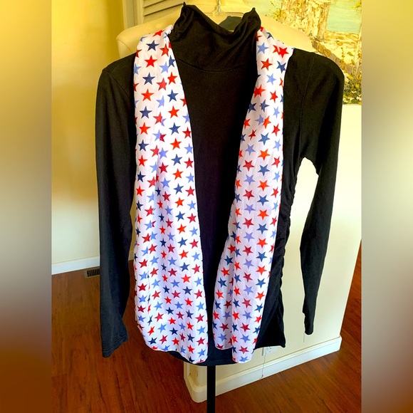 Star Patterned Scarf - Picture 1 of 3